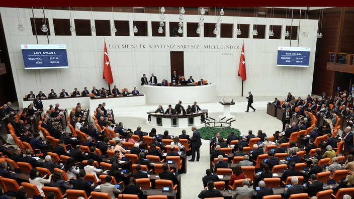 “Çerçeve Yasa” Üzerine – M. Aytunç Altay
